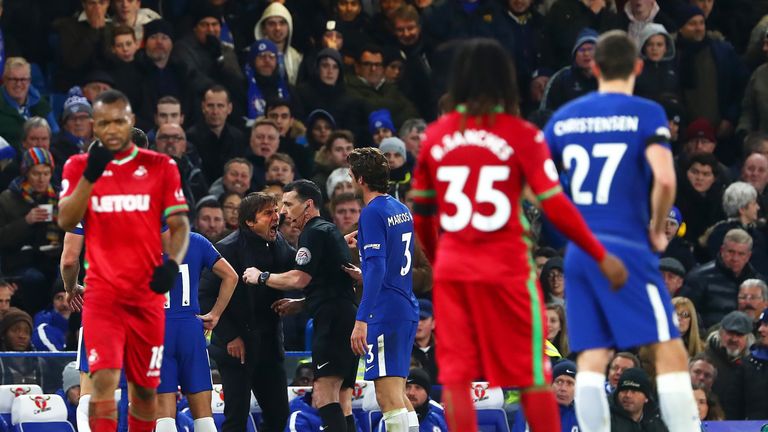 Frank Lampard Opens Up About His Rivalry With Cesc Fabregas Frank Lampard Opens Up About His Rivalry With Cesc Fabregas