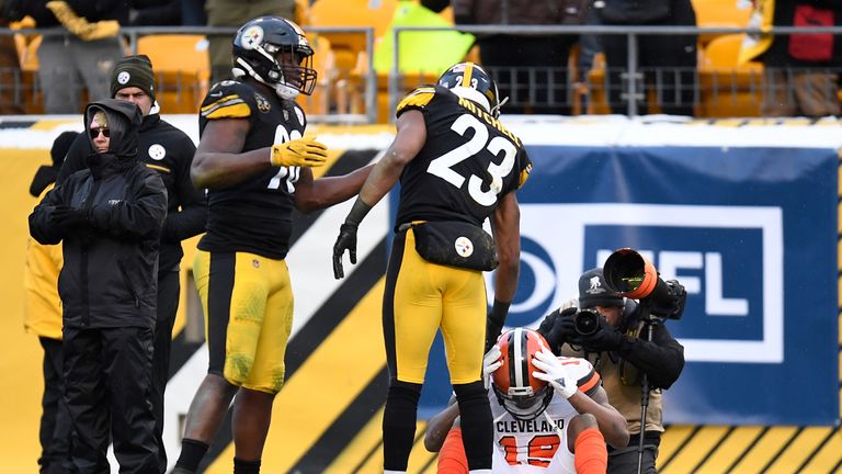 Cleveland Browns failed to win once again and suffer the ignominy of a winless season