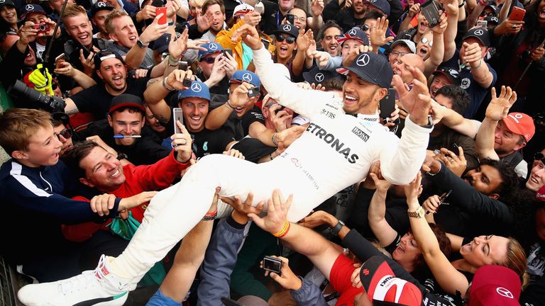 lewis-hamilton-british-gp-silverstone_4225142.jpg?20180207163522