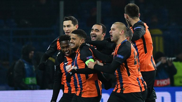 Shakhtar Donetsk's players celebrate Fred's goal scored against Roma