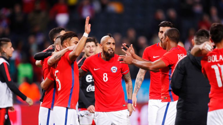 Arturo Vidal (C) scored Chile's opener in Stockholm