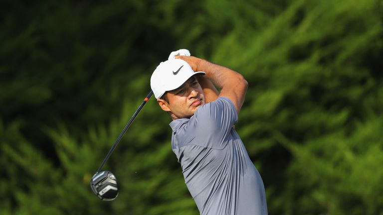 Julian Suri is one off the early lead
