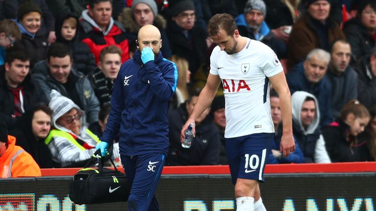 Kane hobbles out of the game
