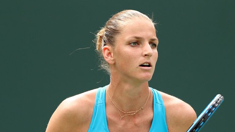 Karolina Pliskova ended the run of junior US Open champion Anisimova