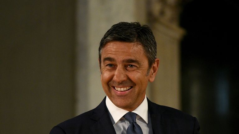 Alessandro Costacurta is finding a successor to Gian Piero Ventura
