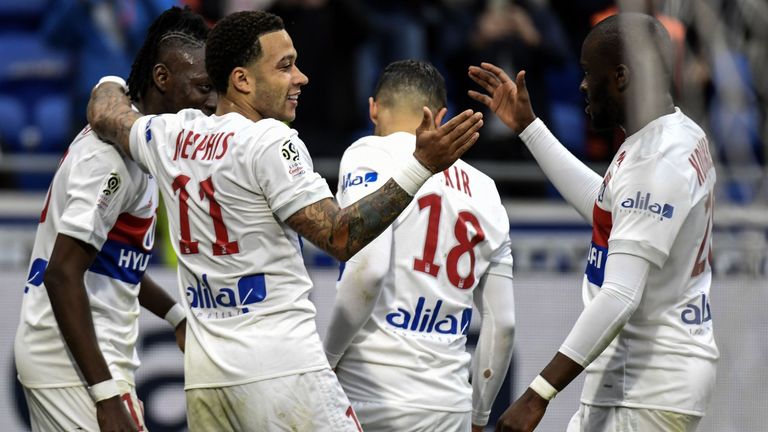 Memphis Depay scored as Lyon beat Amiens