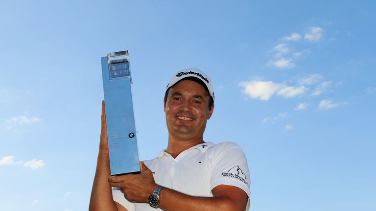 It was a week to remember for Simon Khan in 2010