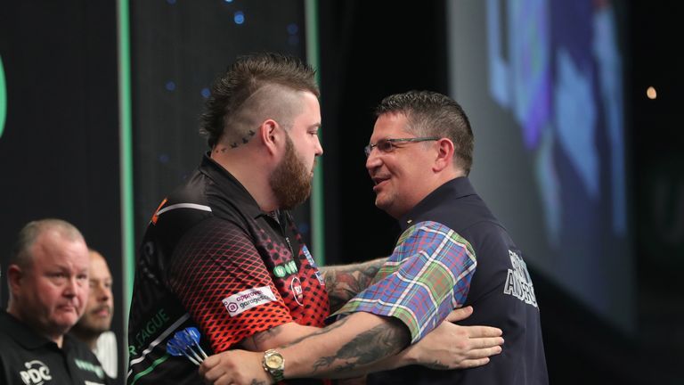 Michael Smith beat Gary Anderson to reach his first major final at The O2