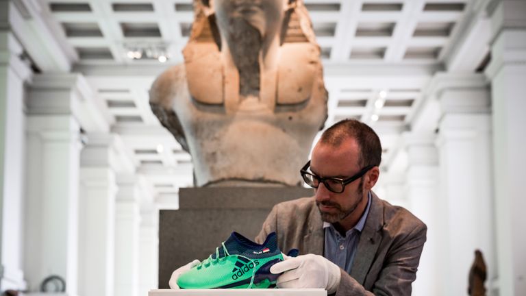 Salah sets his name alongside ancient Egyptian kings at British Museum