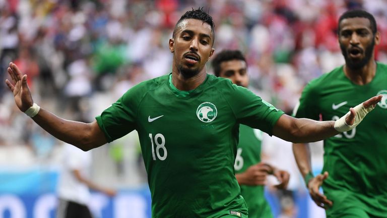 Saudi Arabia 2-1 Egypt: Salem Al-Dawsari's injury-time goal hands Juan Antonio Pizzi's side win