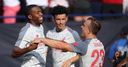 Liverpool run riot against flat Utd