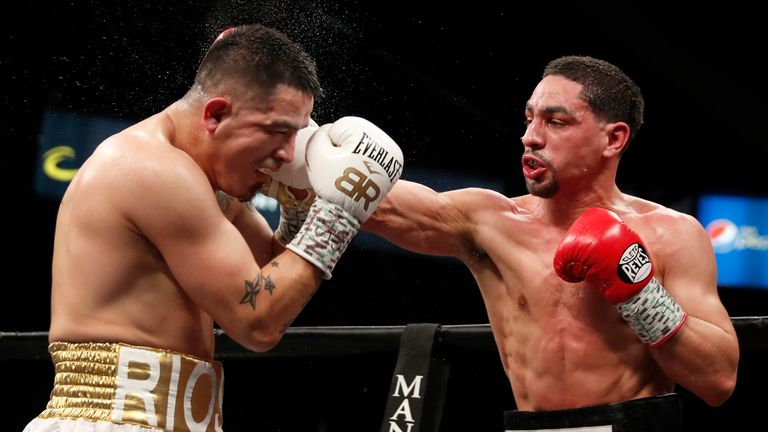Danny Garcia (R) has just one loss on his 35-fight record