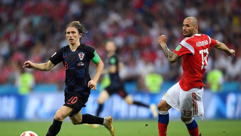 Luka Modric and Croatia will face England on Wednesday [스카이스포츠] 모드리치 : 영국 세트피스 존나 쌔더라