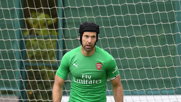   Petr Cech wants to fight for the number 1 place in Arsenal 