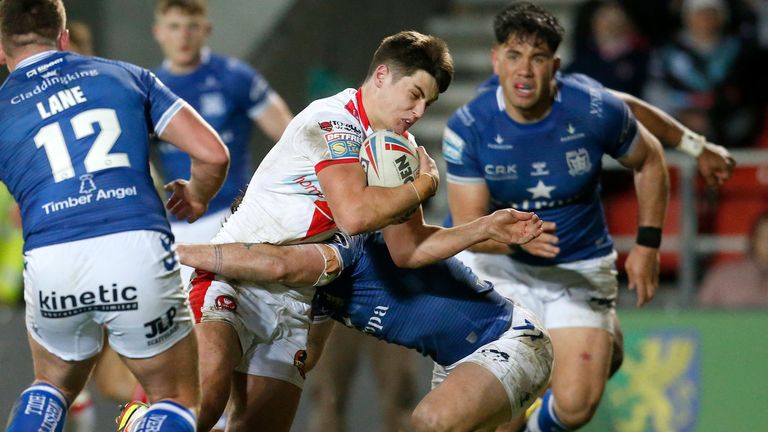 Bennison slalomed through to score St Helens' crucial third try 