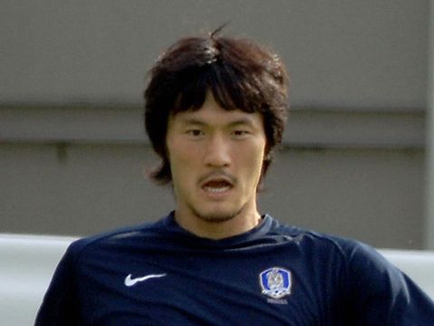 Image of Cho: Close to move