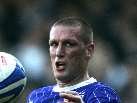 Image of De Vos: Club captain