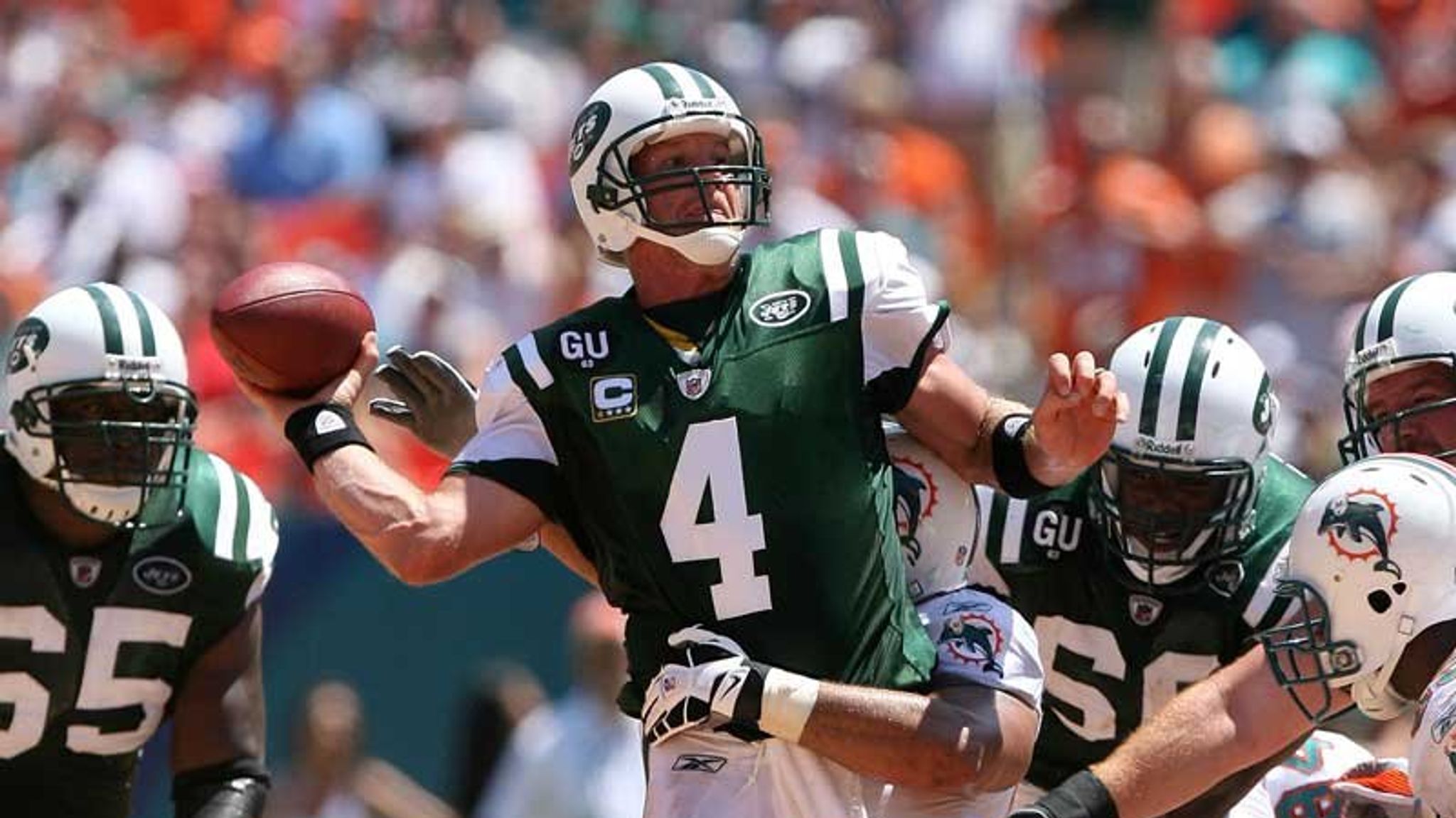 Miami Dolphins quarterback Chad Pennington watches the defencse in action  against the San Francisco 49ers at