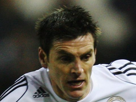 Image of Edworthy: Free agent