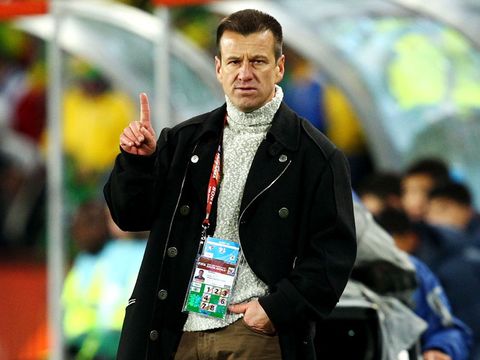 Image of Dunga: Dutch test