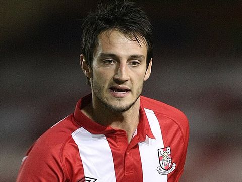 Image of Howell: Offered new deal