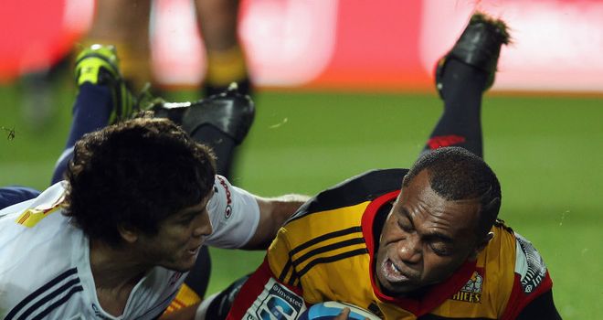 Sivivatau crashes over for Chiefs