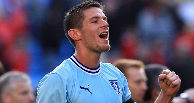 Lukas Jutkiewicz: Set for talks with Middlesbrough after Coventry agreed fee for his services