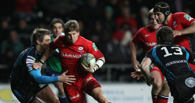 Saracens wing David Strettle runs at the Ospreys