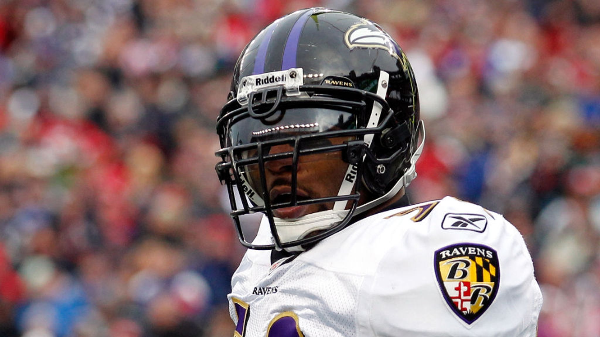 NFL: Ravens linebacker Lewis to retire after playoffs