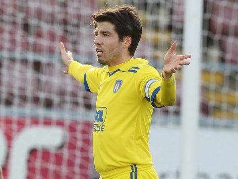 Image of Kem Izzet: Looking for a new club