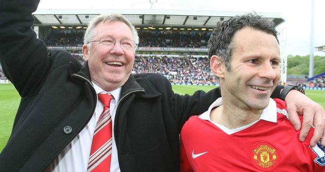Sir Alex Ferguson & Ryan Giggs honoured in 20 seasons awards