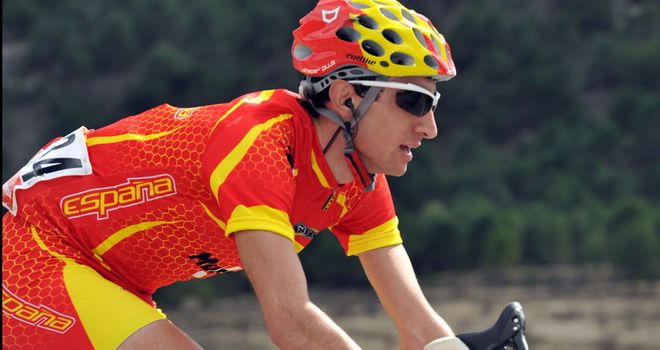 Victor Cabedo: Has died following a training crash