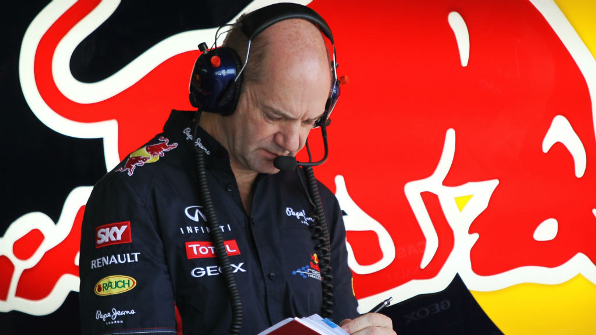 https://e1.365dm.com/12/11/2048x1152/Adrian-Newey-Red-Bull_2865076.jpg