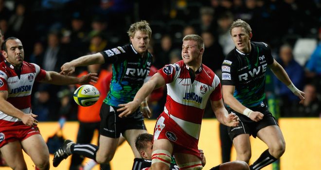 Ross Moriarty of Gloucester attempts a back-handed offload