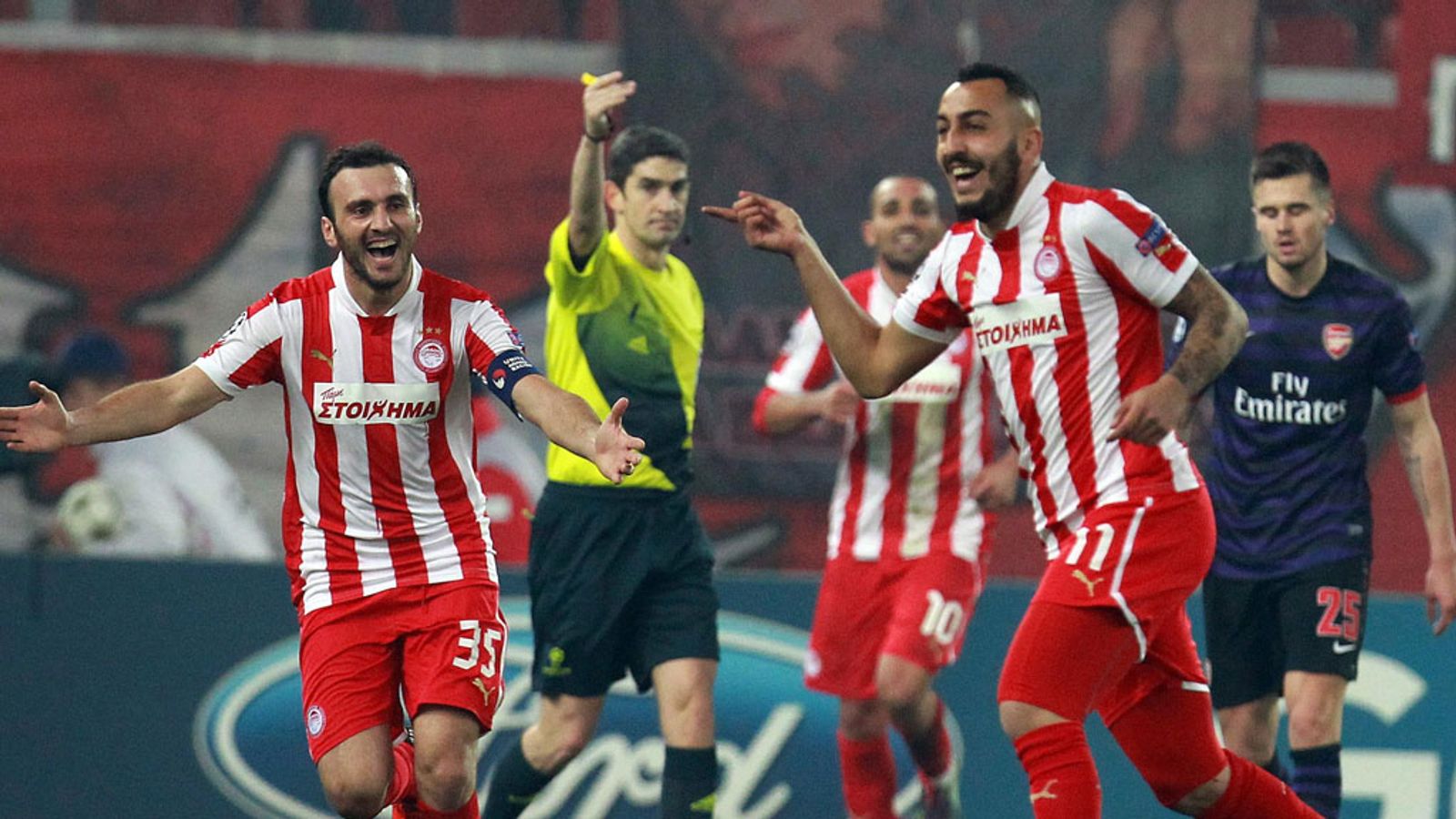 Olympiakos 2 - 1 Arsenal - Match Report & Highlights