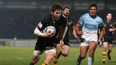 Elliot Daly: Crosses for Wasps