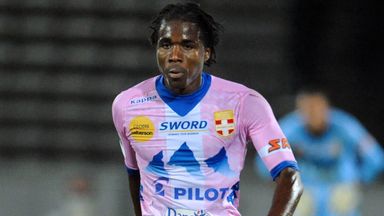 Image of Eric Tie Bi: Failed to earn move to Hull City, but could end up at Charlton