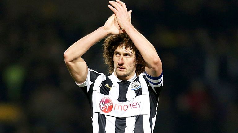 Fabricio Coloccini: San Lorenzo say he is not leaving Newcastle