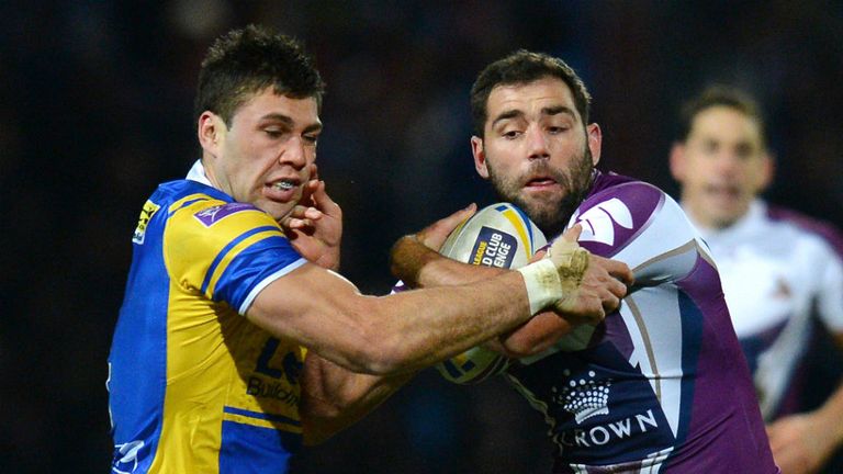 Joel Moon tangles with Melbourne&#39;s Cameron Smith