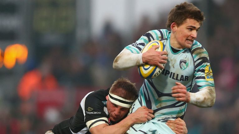 Toby Flood is tackled by Exeter&#39;s Carl Rimmer
