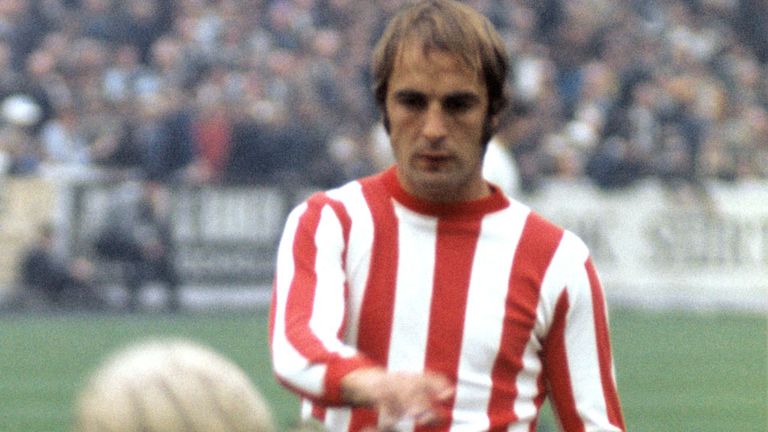 Former Southampton striker Ron Davies has died aged 71 | Football News ...