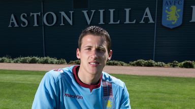 Image of Aleksandar Tonev: Agreed move to Aston Villa