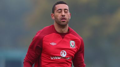 Image of Lewin Nyatanga: Two-year deal at Oakwell