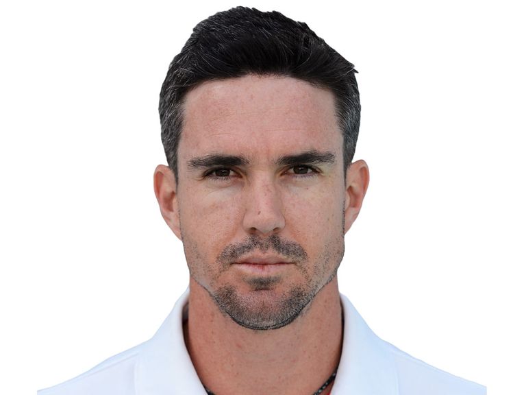 Kevin Pietersen Debuts Blue Hair at Cricket Match - wide 5
