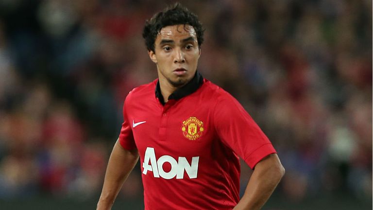 rafael-manchester-united_3002176.jpg