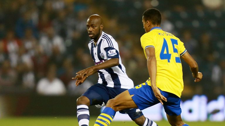 Youssouf Mulumbu: Had a half-volley saved by Fabianski