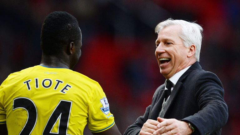 Tiote played under Alan Pardew for four years at Newcastle