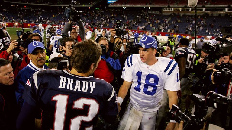 Tom Brady and Peyton Manning Face Off T-Shirt