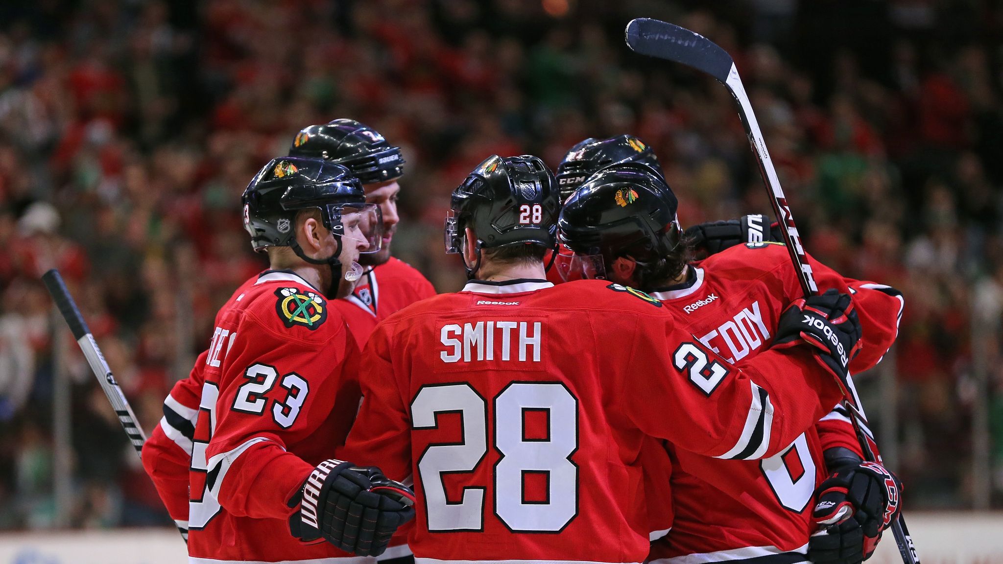 NHL Timely win keeps the Chicago Blackhawks in the race for top spot Ice Hockey News Sky Sports