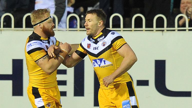Michael Shenton (right): a hat-trick for Castleford